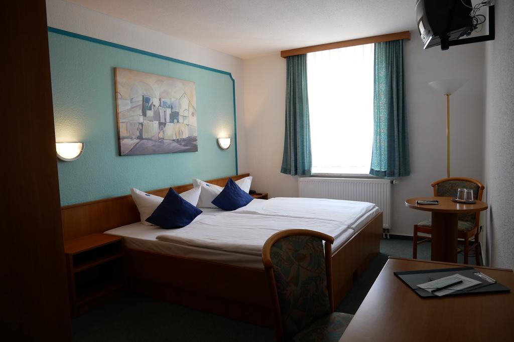 Hotel Garni Brauhof Niederwiesa Екстер'єр фото