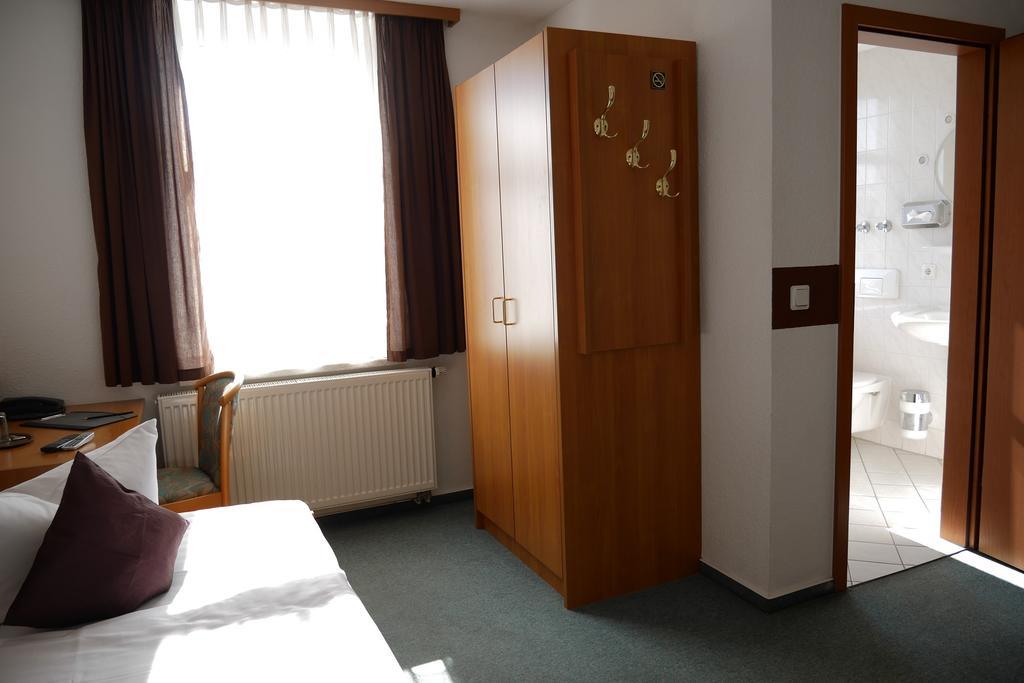 Hotel Garni Brauhof Niederwiesa Екстер'єр фото